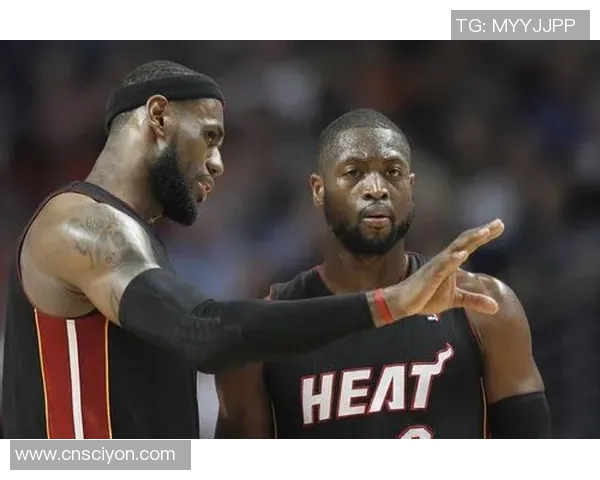 足球明星韦德与球迷亲密合影展现运动精神与友谊的美好瞬间